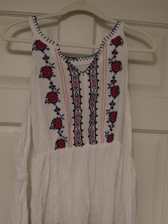 Torrid Tops - Torrid White Embroidered Boho Peasant Top Size 3